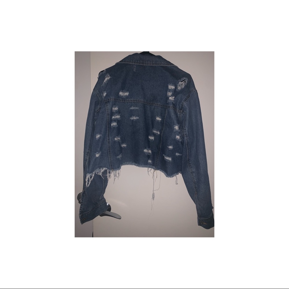 Cropped Rip Jean Jacket - Picture 3 of 5
